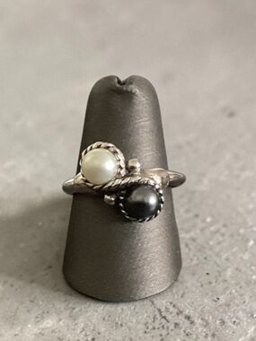 1974 Avon Eclipse Ring
